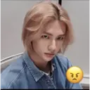 สติกเกอร์