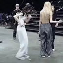 ஸ்டிக்கர்